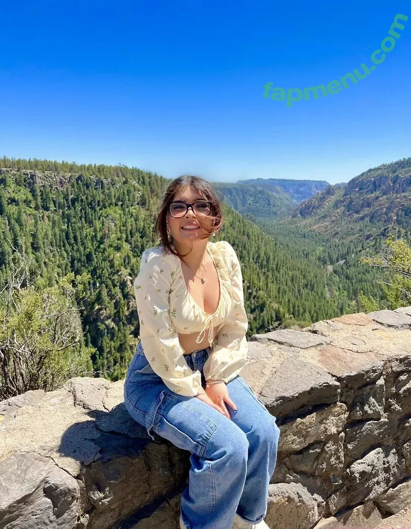 yourprincesslol nude photo #0186 (YourPrincess)