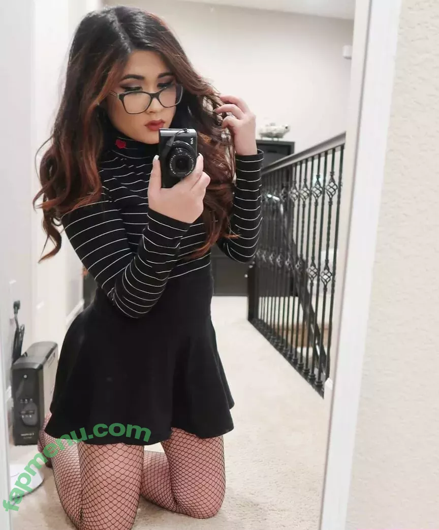 yourprincesslol nude photo #0209 (YourPrincess)