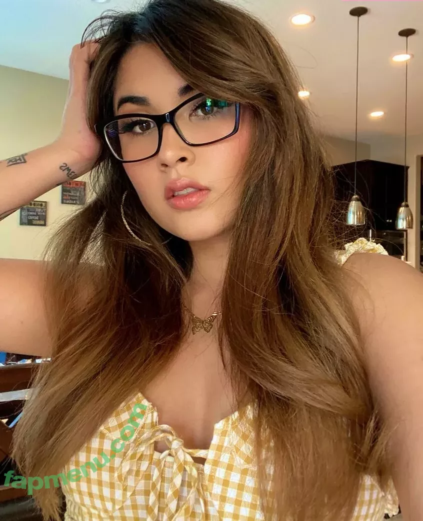 yourprincesslol nude photo #0219 (YourPrincess)