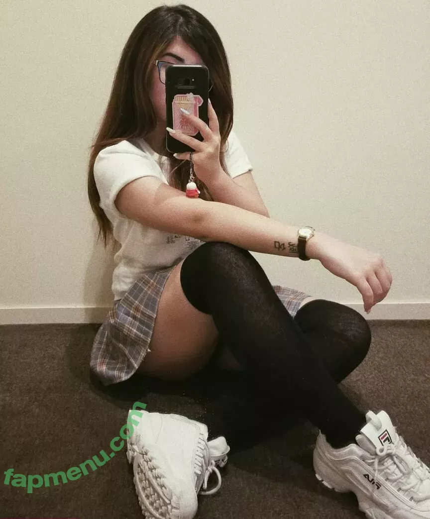 yourprincesslol nude photo #0261 (YourPrincess)