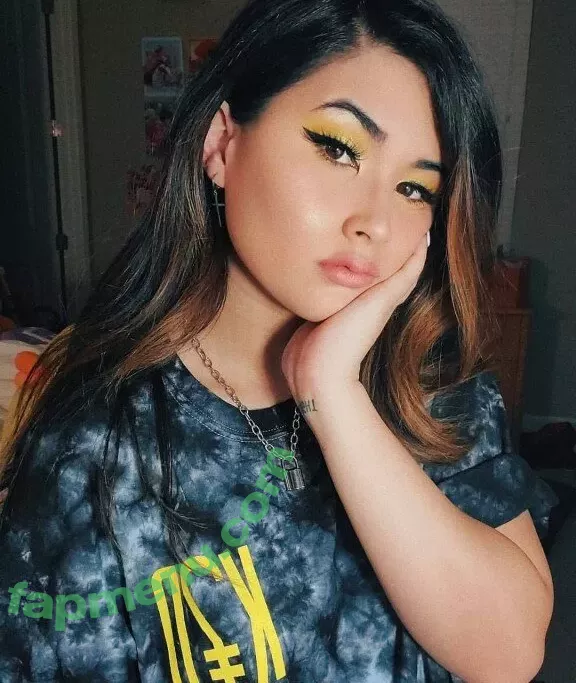 yourprincesslol nude photo #0292 (YourPrincess)