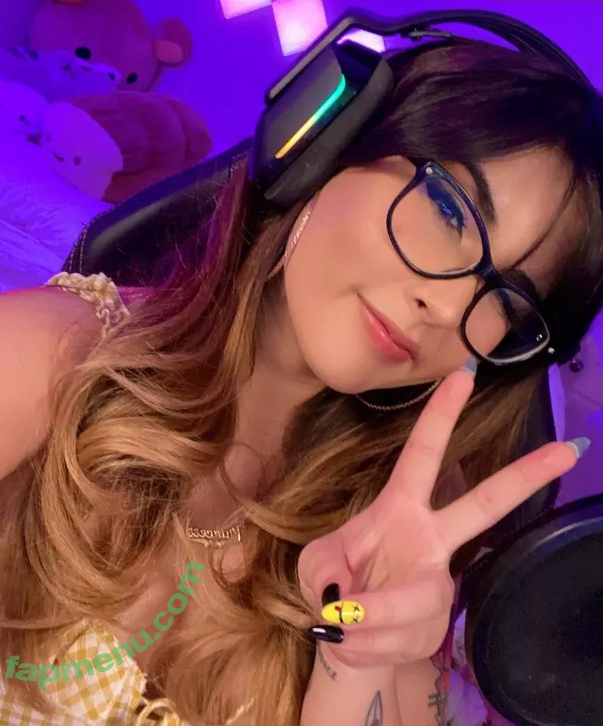 yourprincesslol nude photo #0301 (YourPrincess)