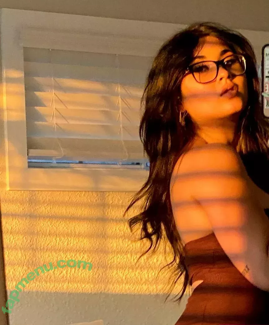 yourprincesslol nude photo #0311 (YourPrincess)