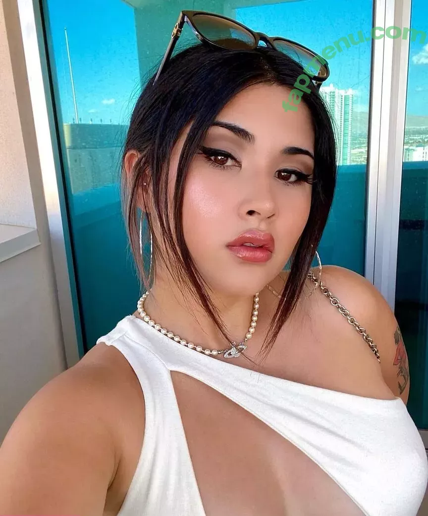 yourprincesslol nude photo #0326 (YourPrincess)