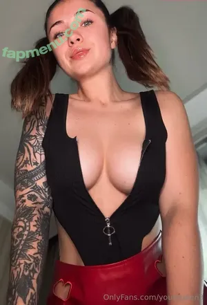 yourqueen3 / missjjacksonx nude photo #0172