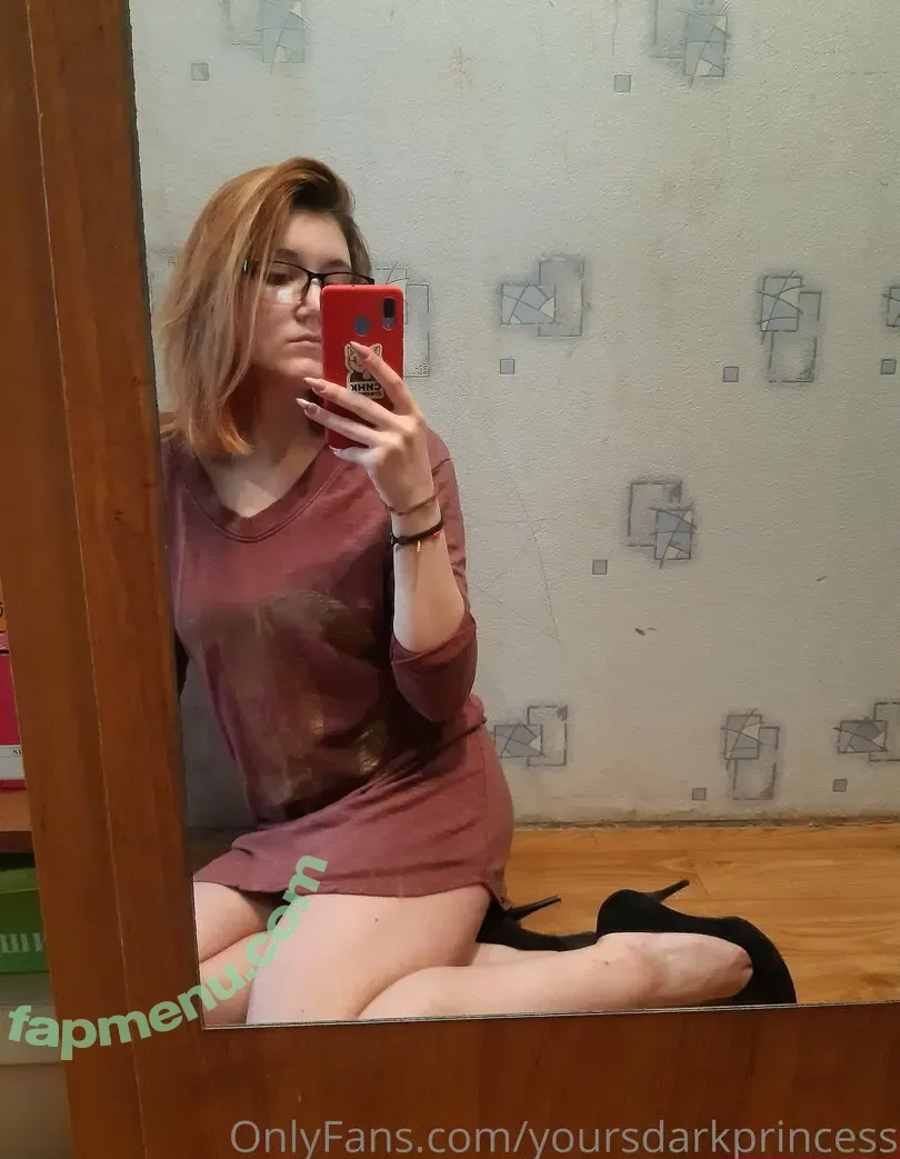 yoursdarkprincess nude photo #0008 (yoursdarkprincess)