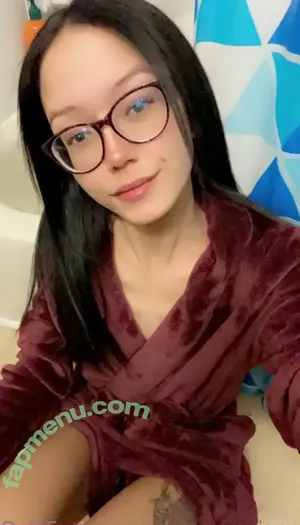  nude photo #0001