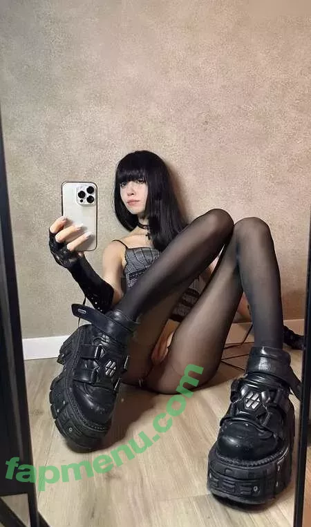YourSmallDoll nude photo #1062 (urplpur / yourteeendoll)