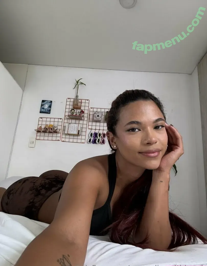 yoursofiwithheart nude photo #0022 (yoursofiwithheart)