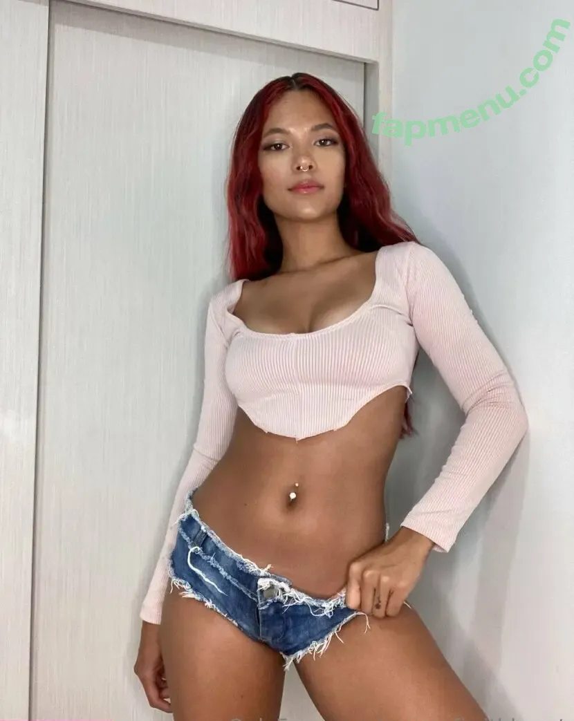 yoursofiwithheart nude photo #0039 (yoursofiwithheart)