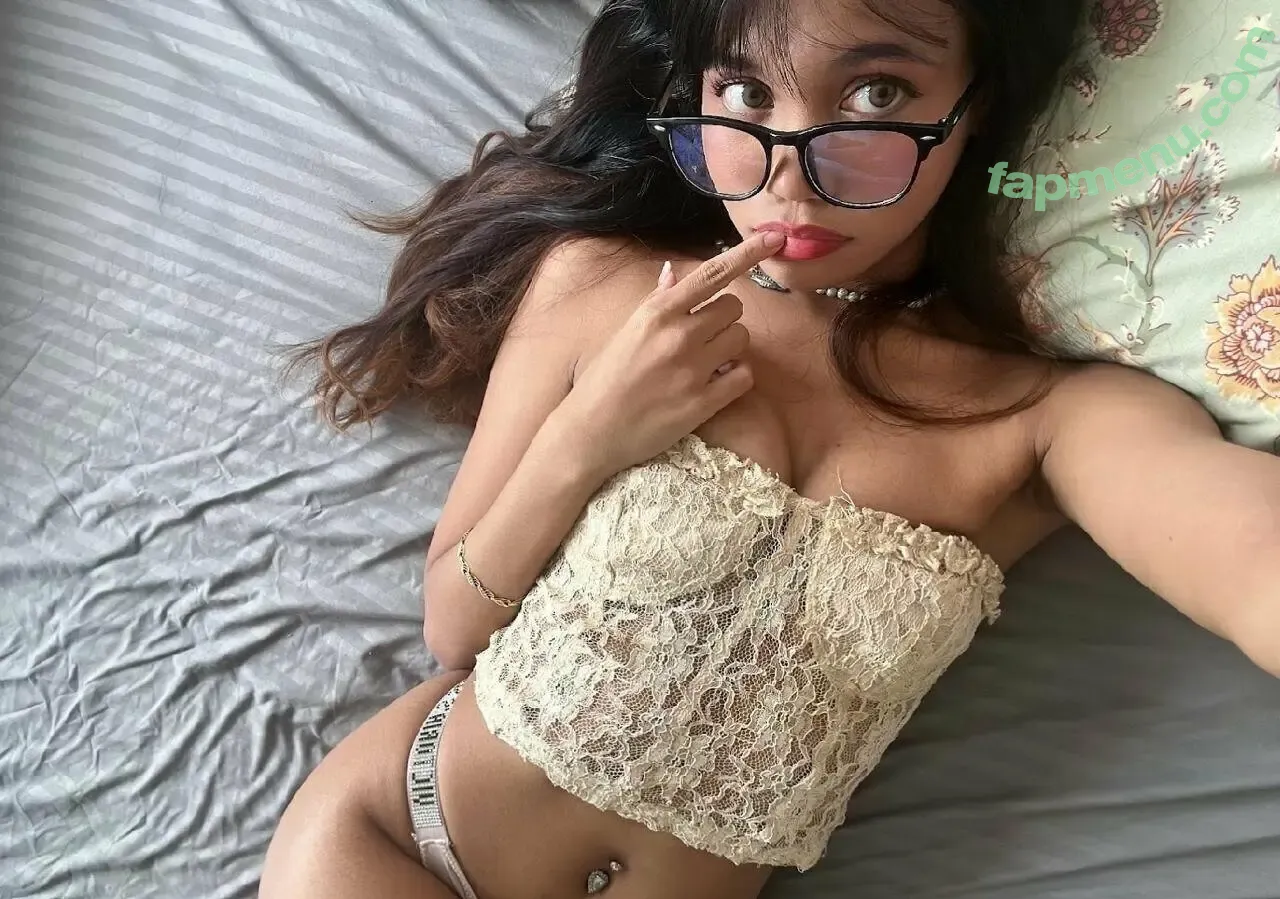 yoursweetserenaa nude photo #0152 (reel)