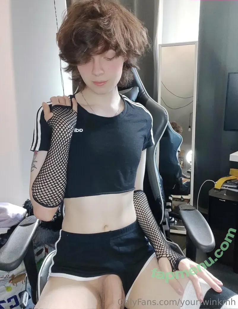 yourtwinkmh nude photo #0024 (theyamourtink)