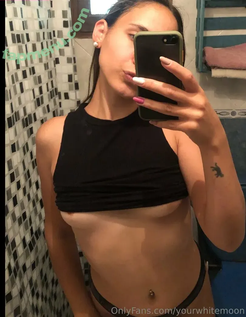 yourwhitemoon nude photo #0012 (whitemoonsylva)