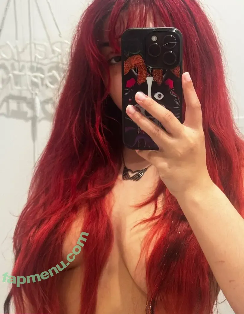 yourxgoldfish nude photo #0002 (yourxgoldfish)