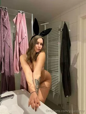 Yourzoey / Splxndi / yourzoeyy nude photo #0035