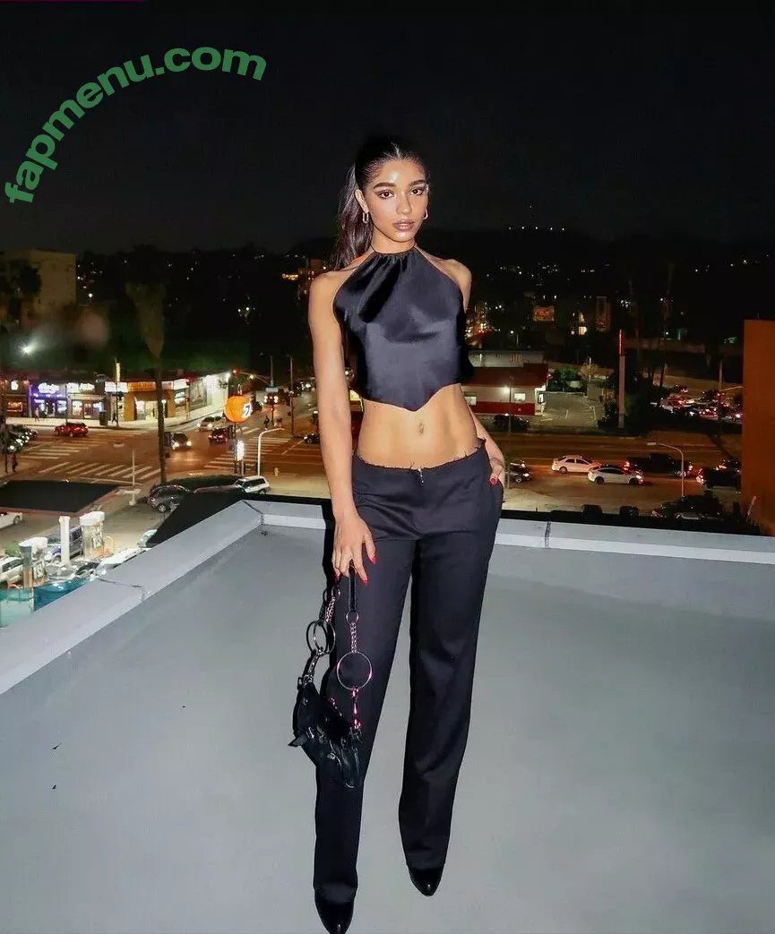 Yovanna Ventura nude photo #0233 (Yoventura / whoisyoventura)
