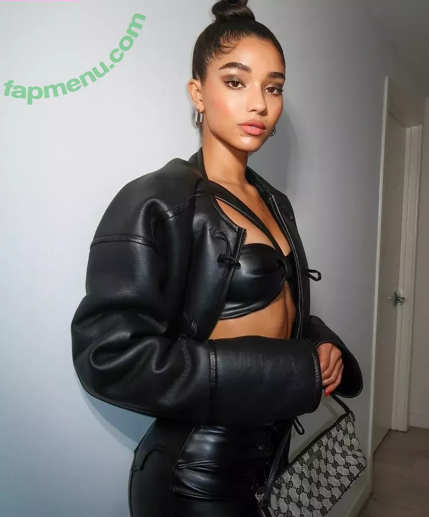 Yovanna Ventura nude photo #0249 (Yoventura / whoisyoventura)