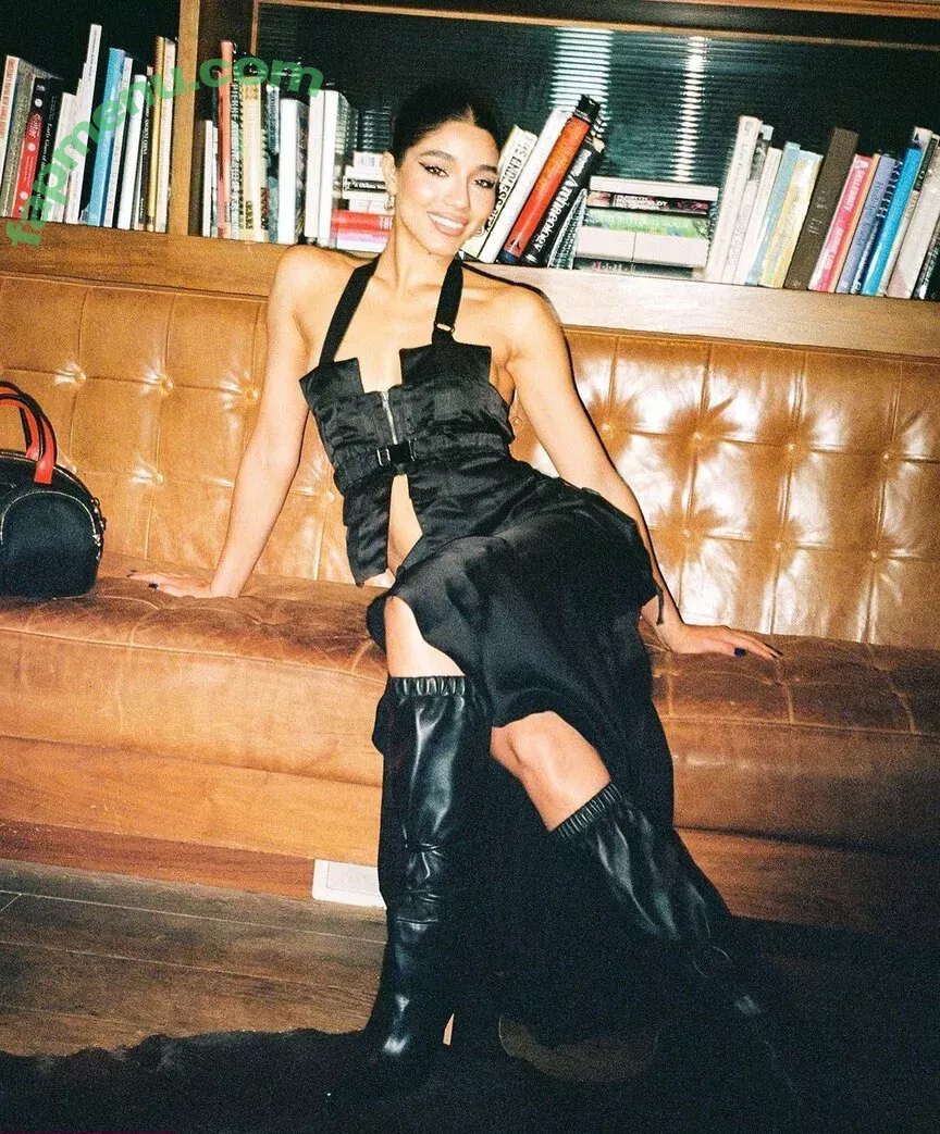 Yovanna Ventura nude photo #0255 (Yoventura / whoisyoventura)