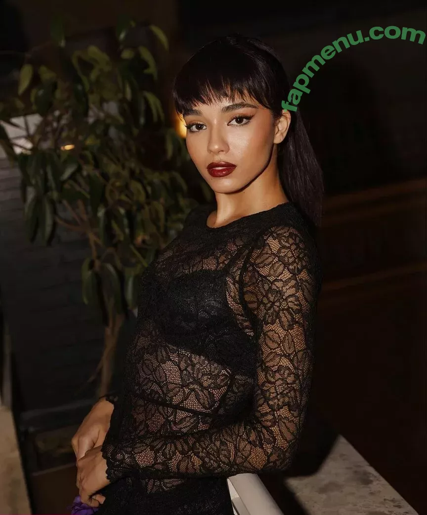 Yovanna Ventura nude photo #0273 (Yoventura / whoisyoventura)