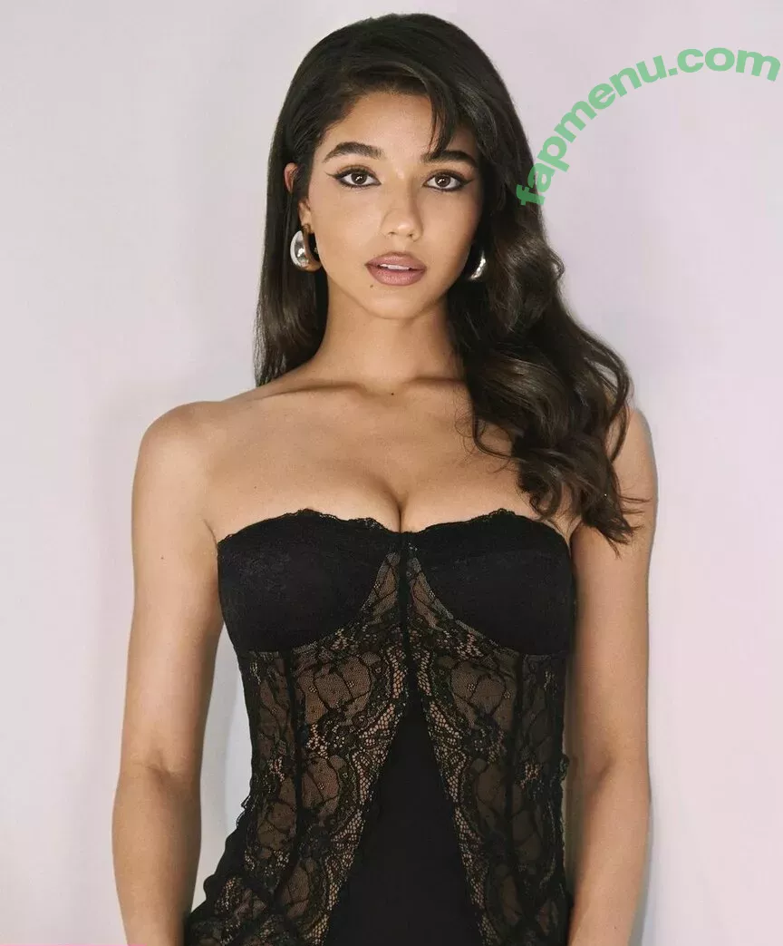 Yovanna Ventura nude photo #0286 (Yoventura / whoisyoventura)