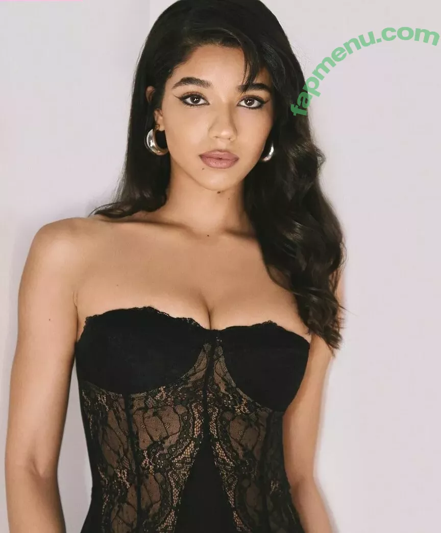 Yovanna Ventura nude photo #0288 (Yoventura / whoisyoventura)