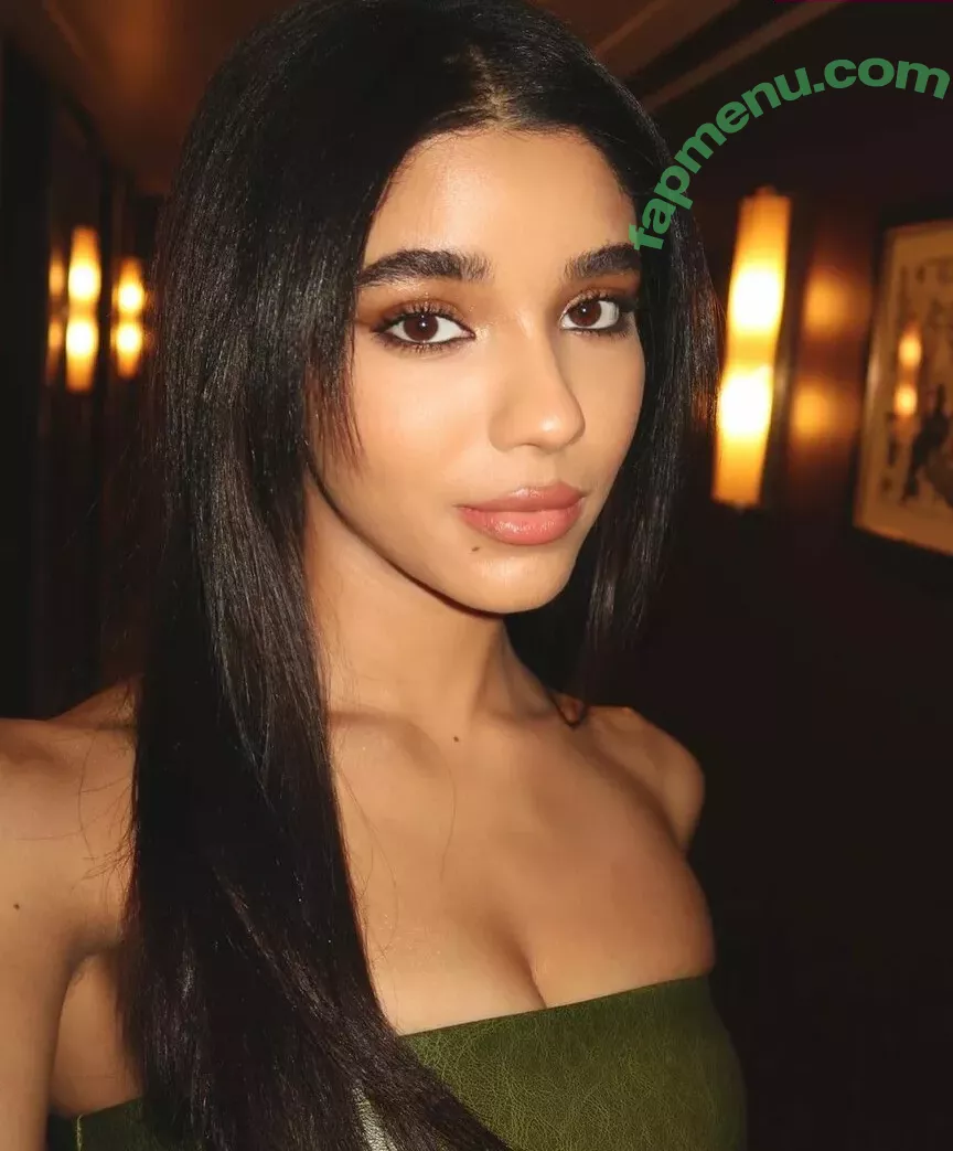 Yovanna Ventura nude photo #0298 (Yoventura / whoisyoventura)