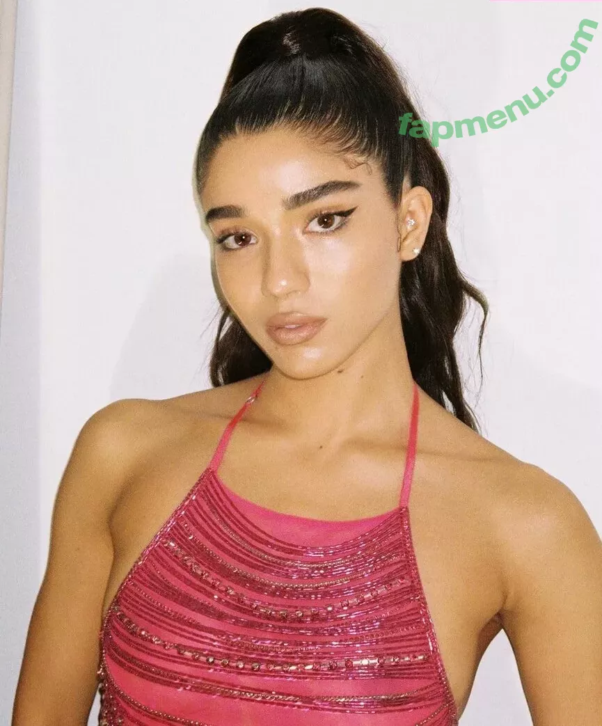 Yovanna Ventura nude photo #0309 (Yoventura / whoisyoventura)
