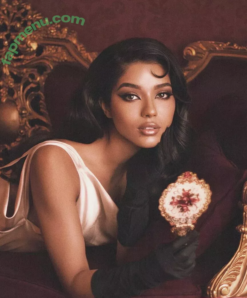 Yovanna Ventura nude photo #0365 (Yoventura / whoisyoventura)