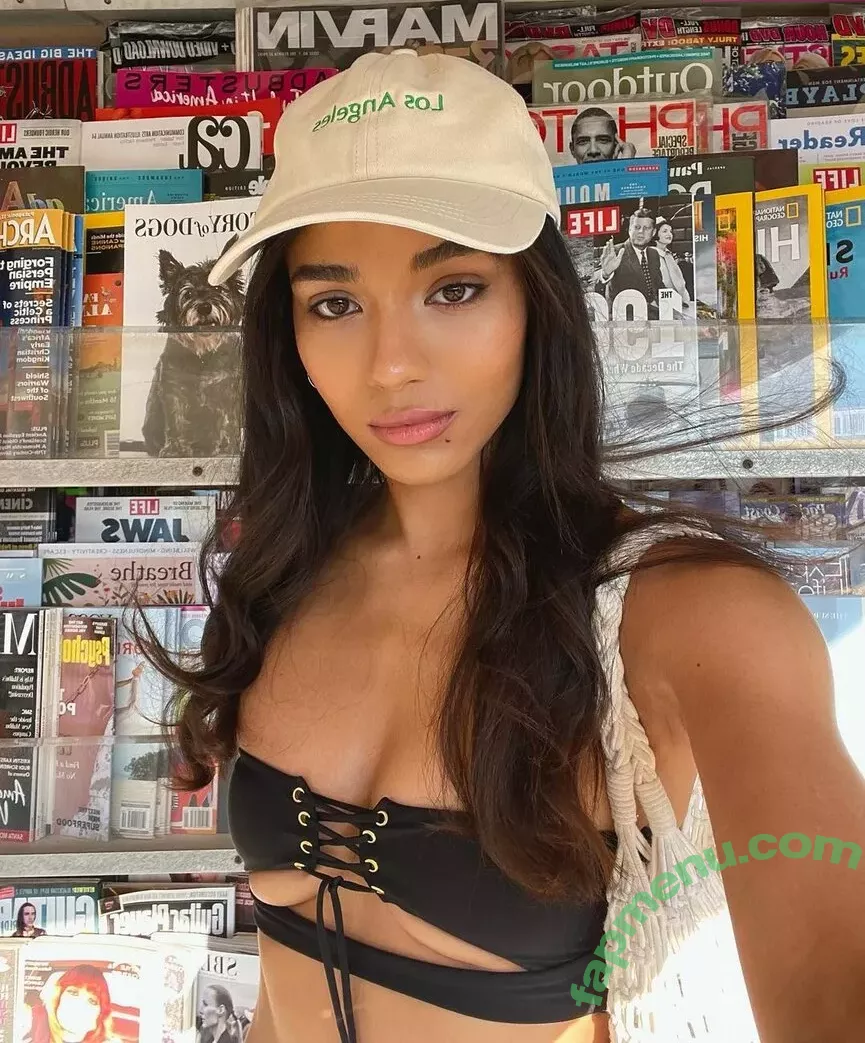 Yovanna Ventura nude photo #0369 (Yoventura / whoisyoventura)