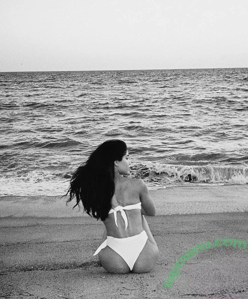 Yovanna Ventura nude photo #0401 (Yoventura / whoisyoventura)