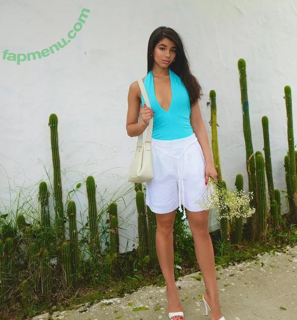 Yovanna Ventura nude photo #0416 (Yoventura / whoisyoventura)