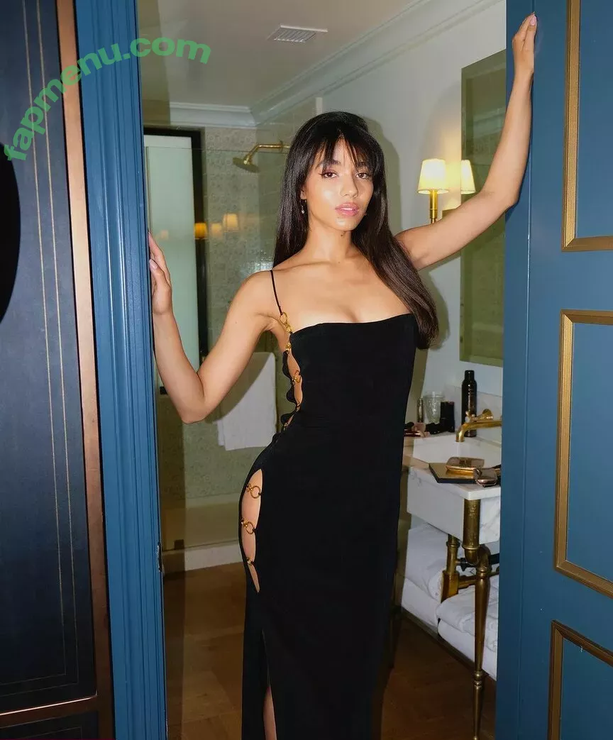 Yovanna Ventura nude photo #0440 (Yoventura / whoisyoventura)