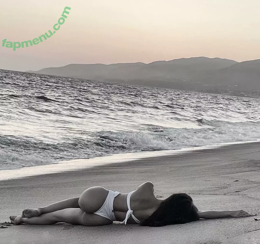 Yovanna Ventura nude photo #0464 (Yoventura / whoisyoventura)