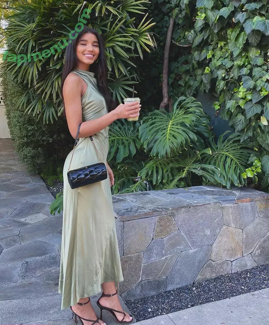 Yovanna Ventura nude photo #0465 (Yoventura / whoisyoventura)