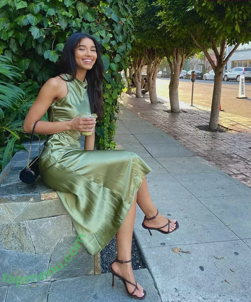 Yovanna Ventura nude photo #0466 (Yoventura / whoisyoventura)