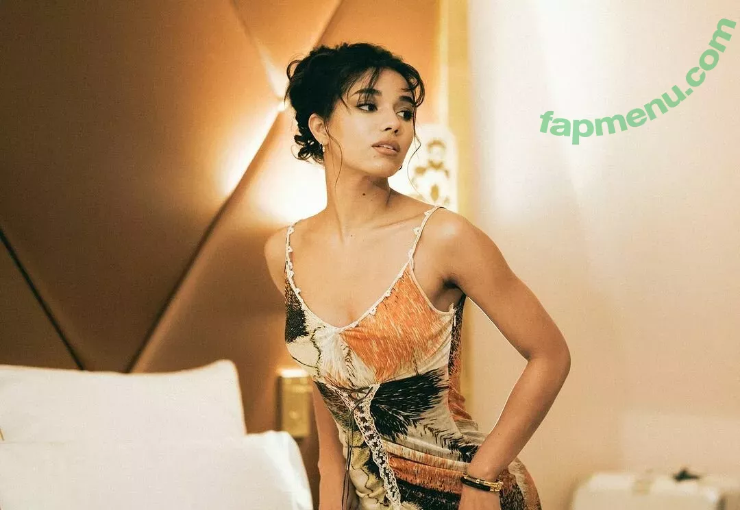 Yovanna Ventura nude photo #0496 (Yoventura / whoisyoventura)