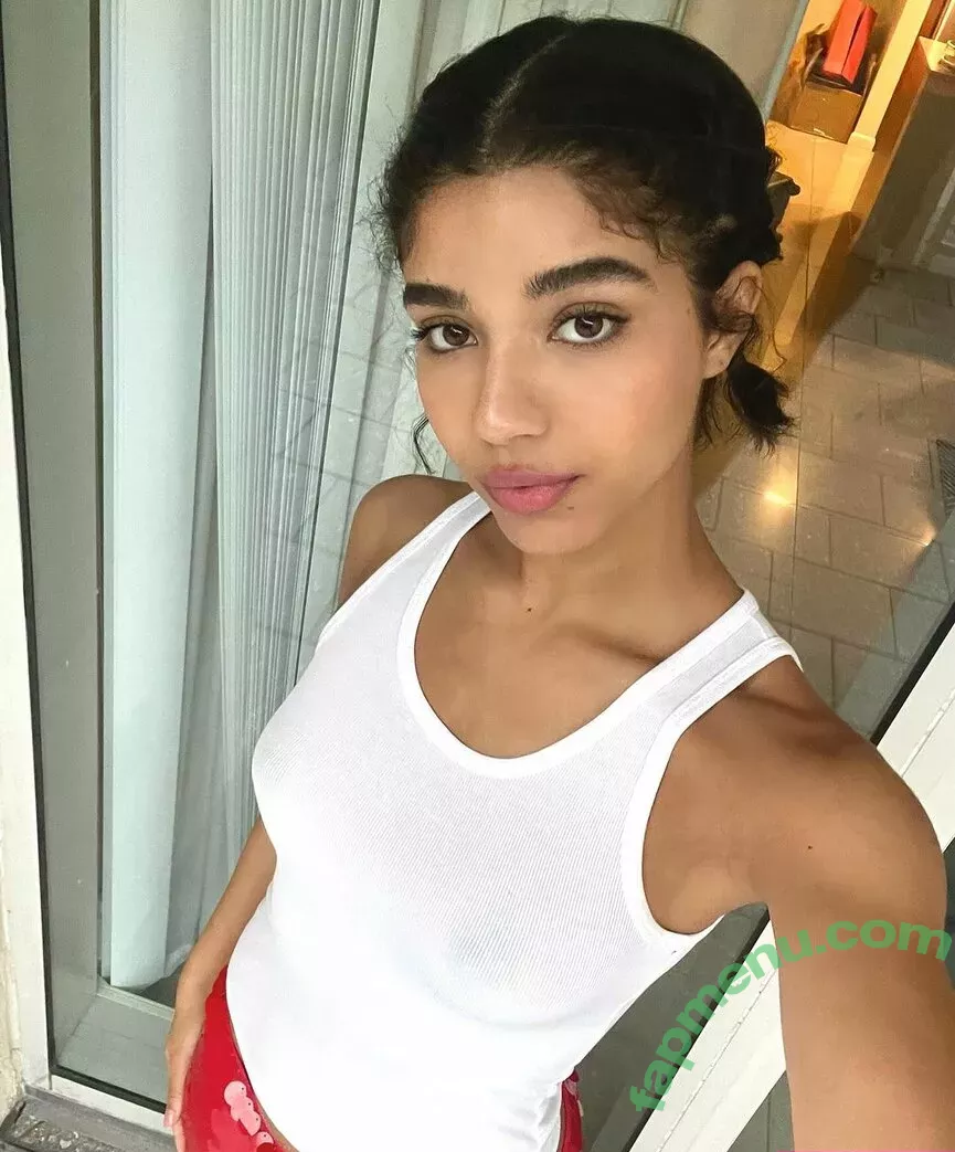 Yovanna Ventura nude photo #0573 (Yoventura / whoisyoventura)