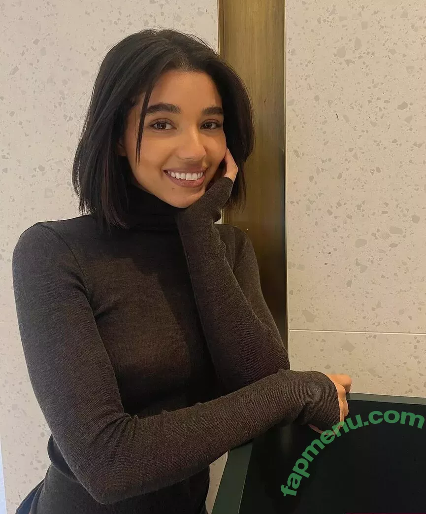 Yovanna Ventura nude photo #0613 (Yoventura / whoisyoventura)