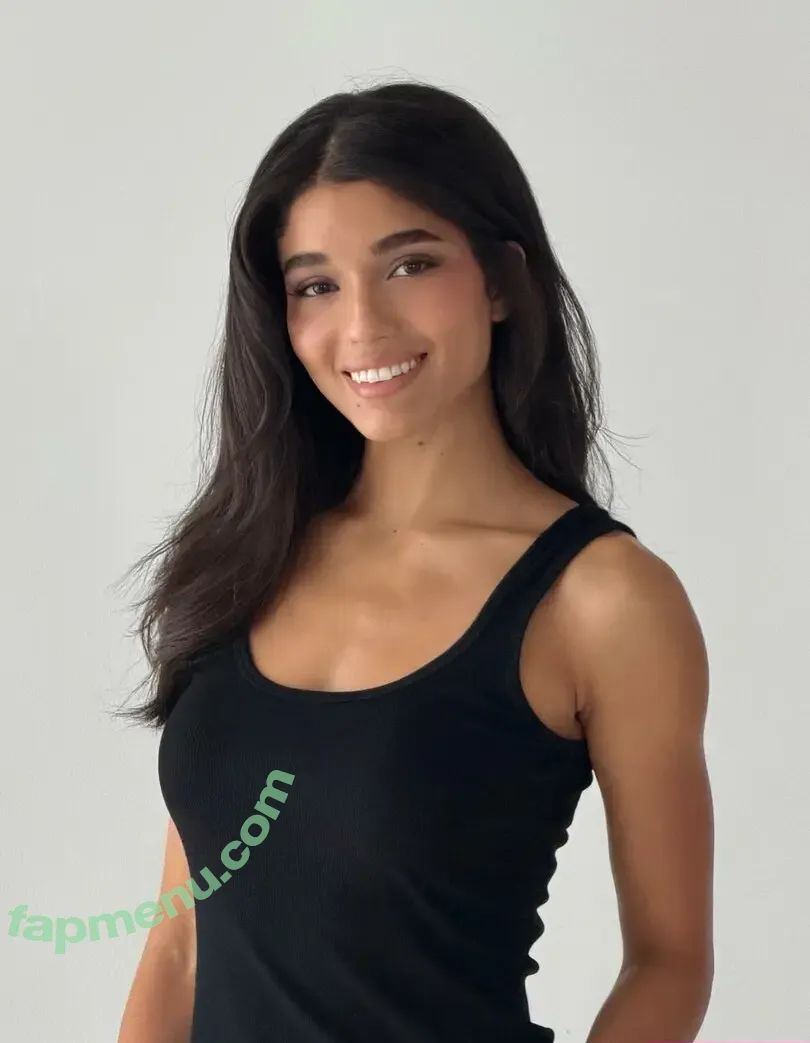 Yovanna Ventura nude photo #1063 (Yoventura / whoisyoventura)