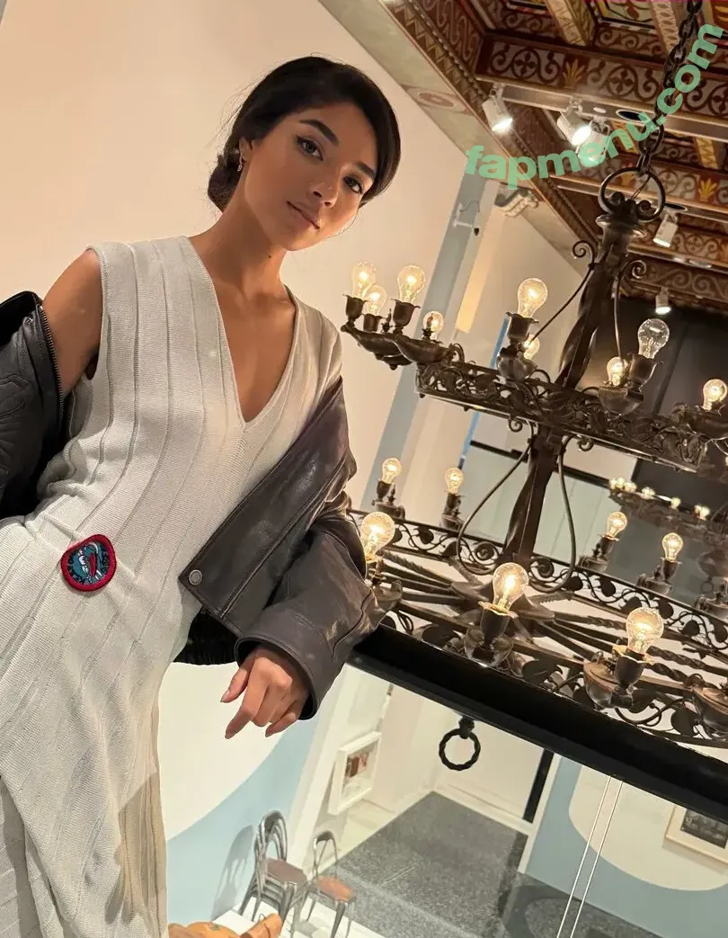 Yovanna Ventura nude photo #1182 (Yoventura / whoisyoventura)