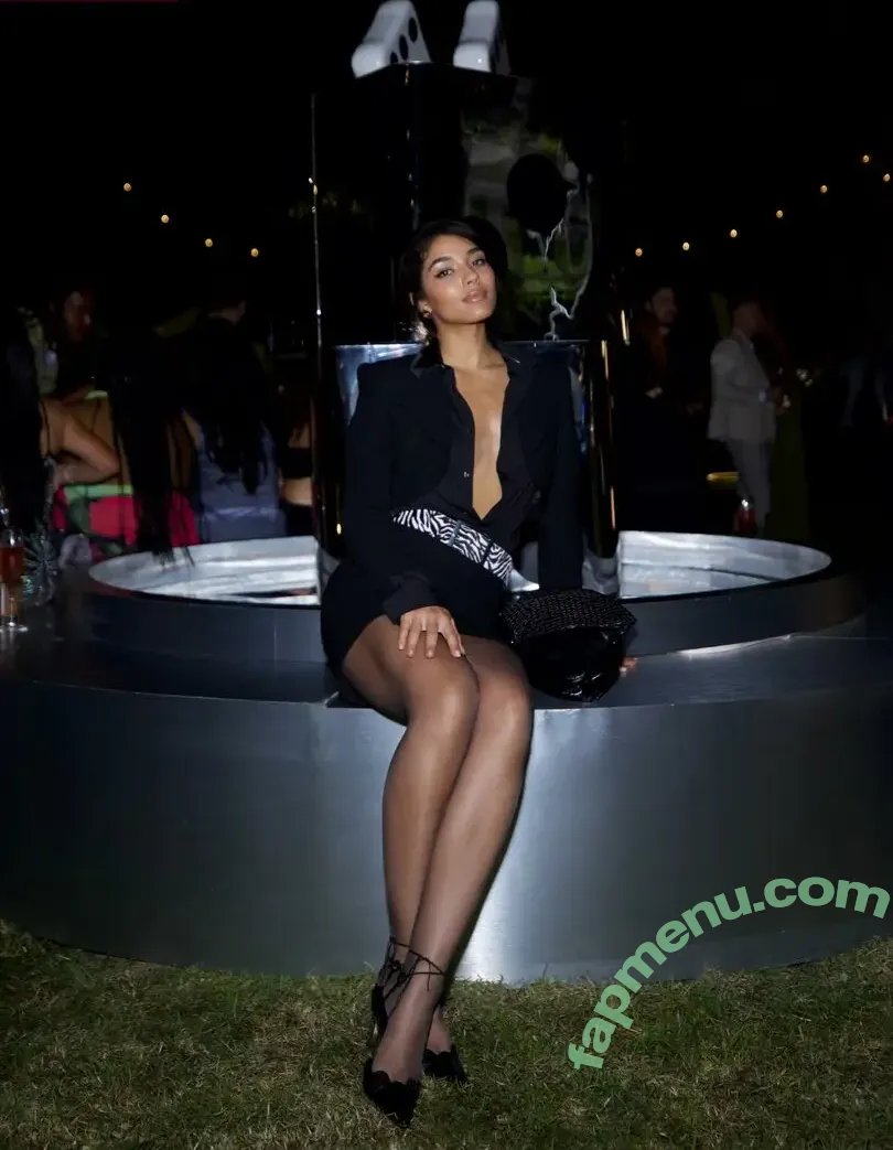 Yovanna Ventura nude photo #1189 (Yoventura / whoisyoventura)