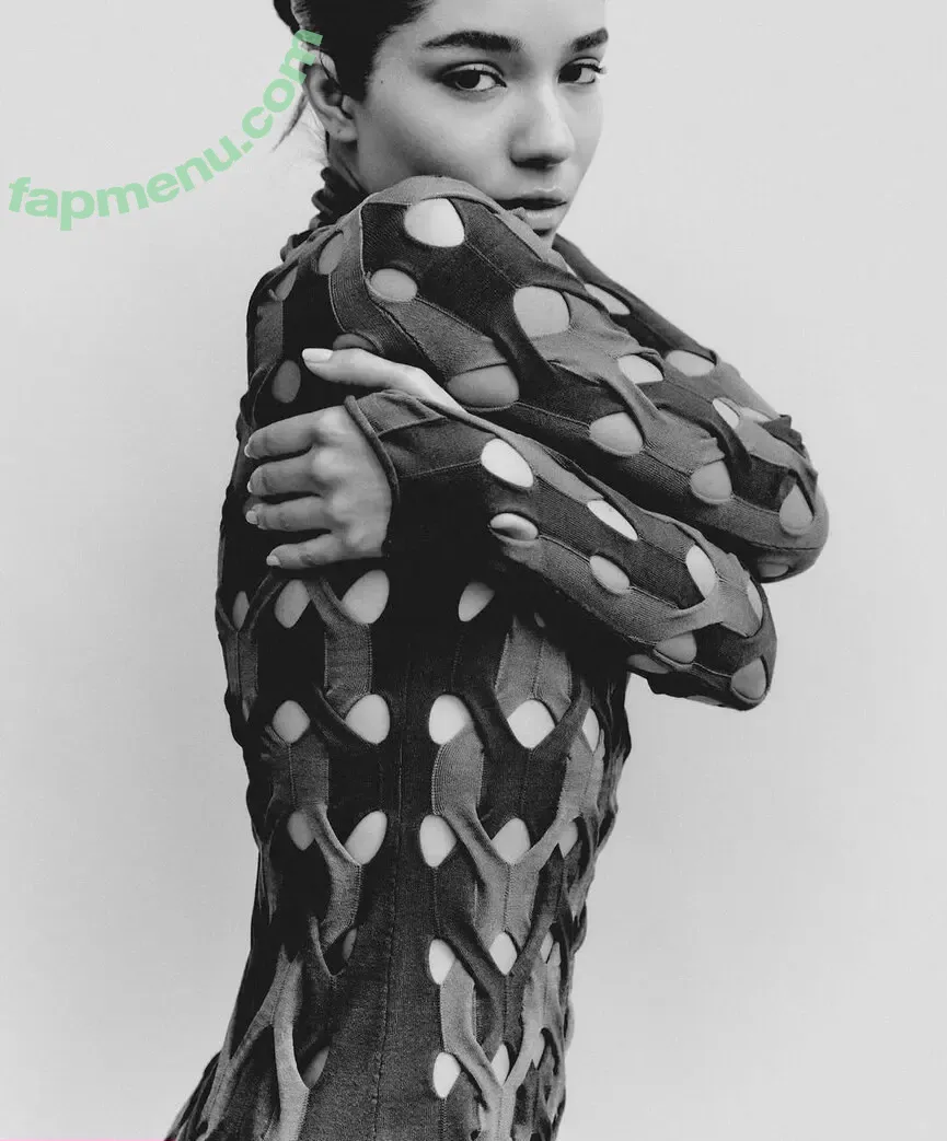 Yovanna Ventura nude photo #1200 (Yoventura / whoisyoventura)