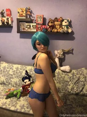 yoyolen / yolenaparicio nude photo #0100