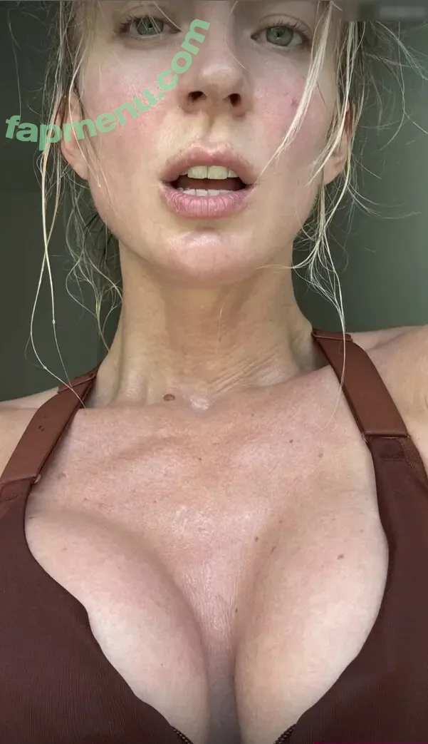 Yrsa Clicks nude photo #0004 (yrsaclicks)