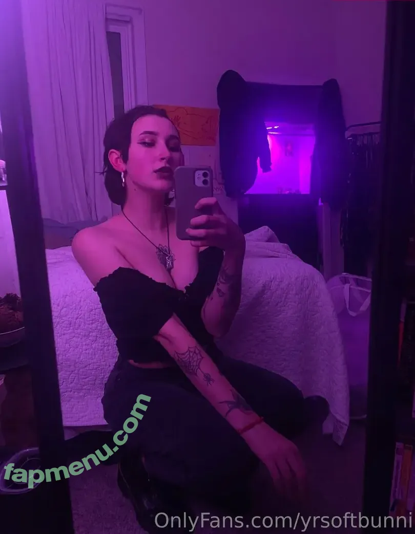 yrsoftbunni nude photo #0001 (yrsoftbunni)