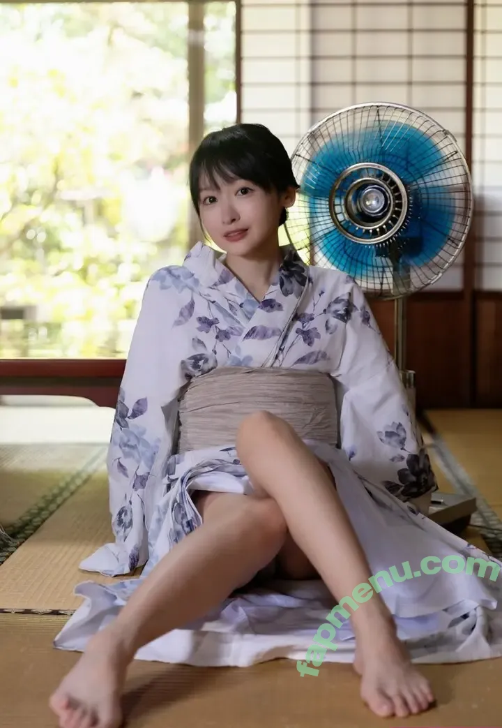 yuahentai_2 nude photo #0064 (153_225)