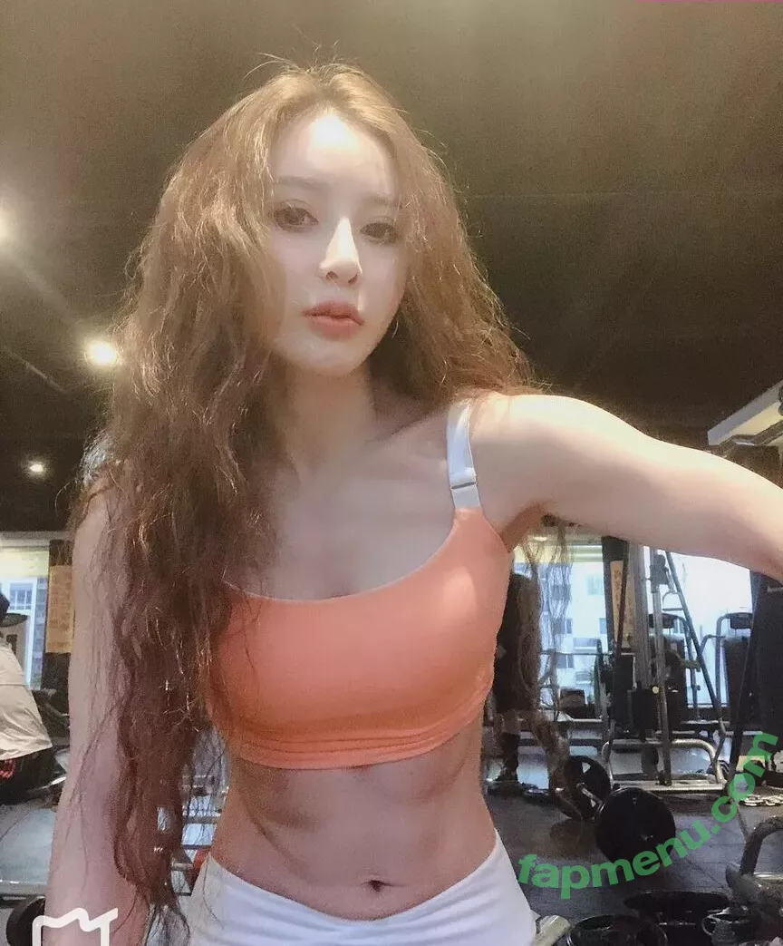 Yuan Herong nude photo #1985 (yuanherong.1229)