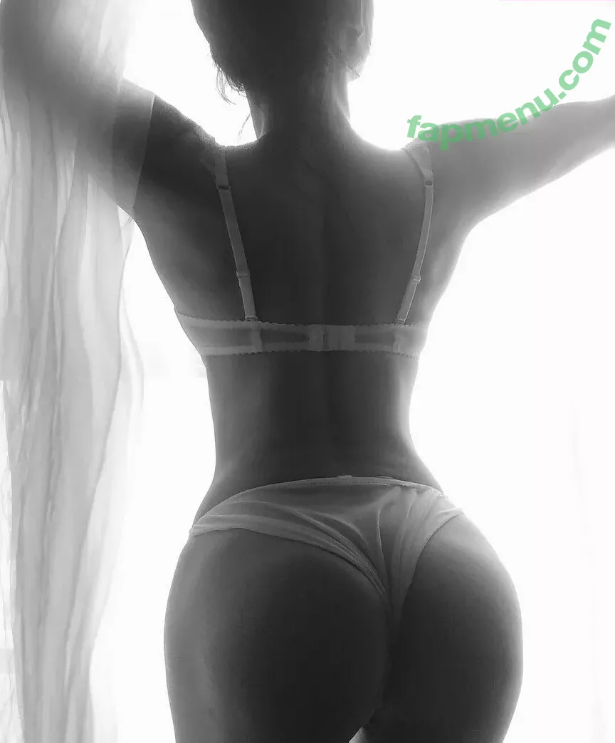 Yuan Herong nude photo #2004 (yuanherong.1229)