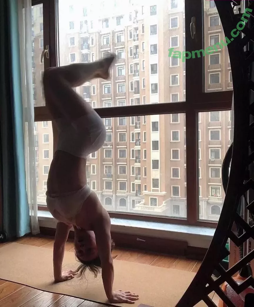 Yuan Herong nude photo #2255 (yuanherong.1229)