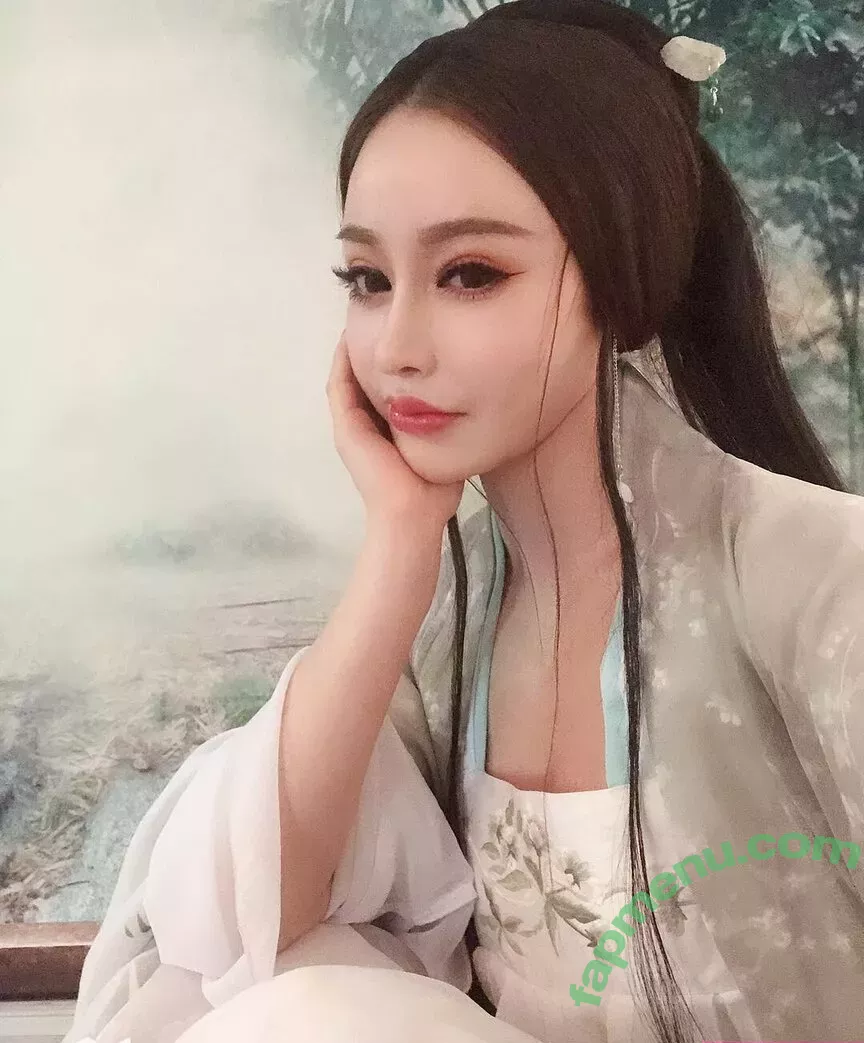 Yuan Herong nude photo #2364 (yuanherong.1229)